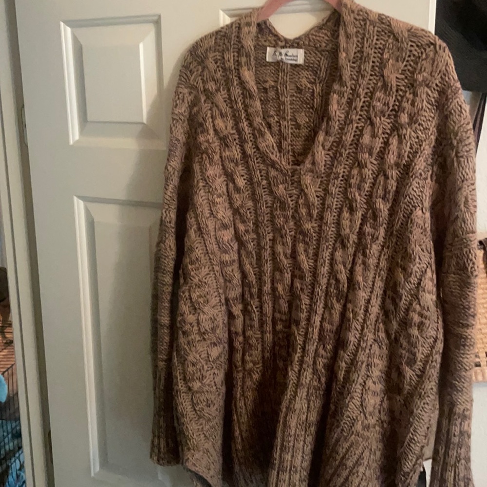 Over size sweater